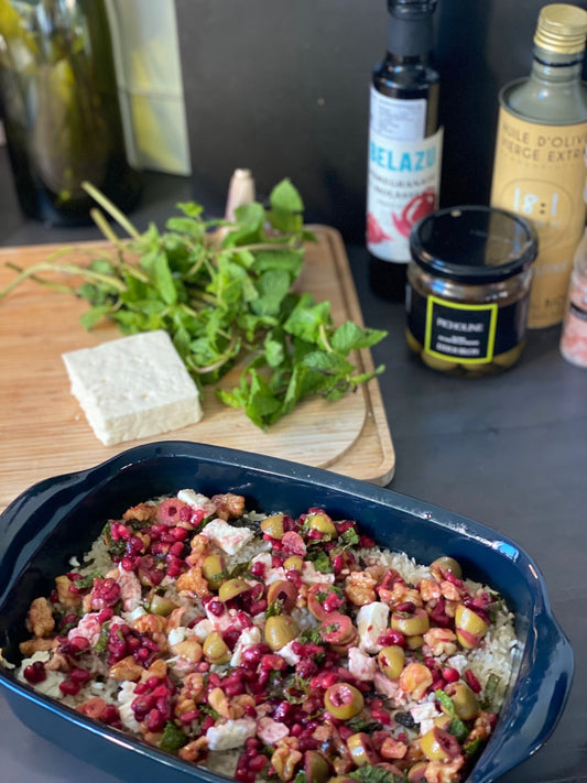 Recette de riz au four parfumé à la menthe, grenade, et olives vertes